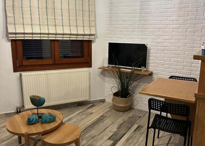 Spiti * העיירה סקיאתוס